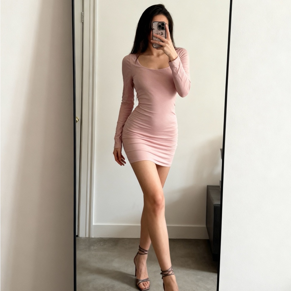 Naked Wardrobe Blush Long Sleeve Mini Dress – bodycon Fit